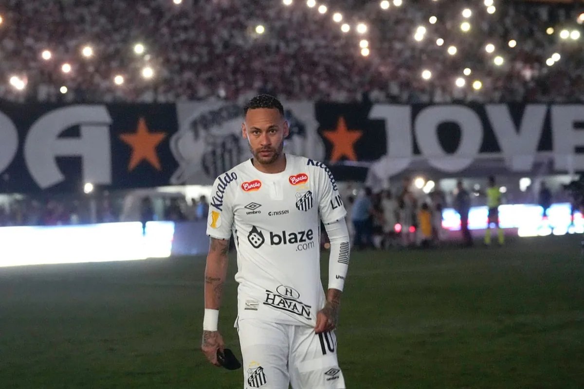 Neymar emulates Maradona's epic celebration as he tries to recover his passion for the game