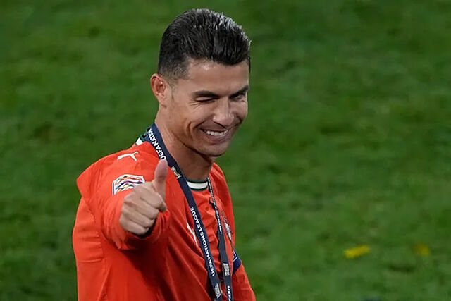 Cristiano Ronaldo surprises with humble gesture that moves everyone.