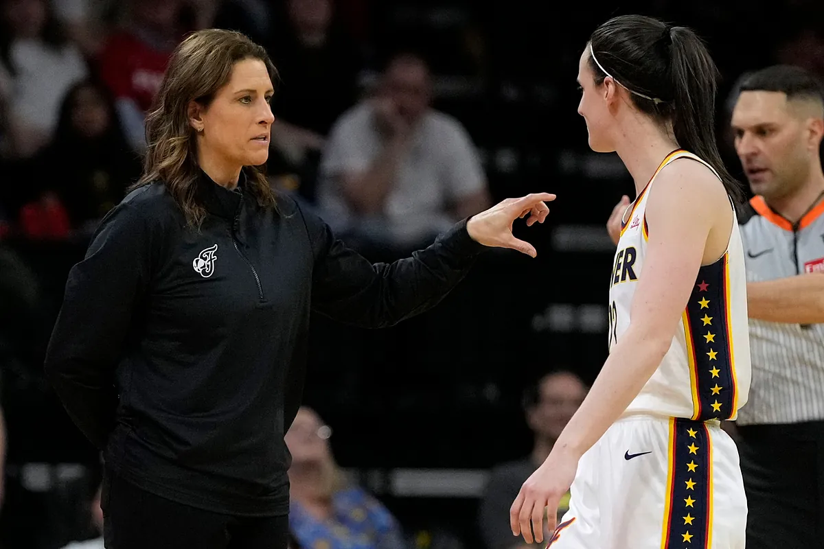 Stephanie White said that Caitlin Clark's return will make the Fever "more  dangerous," but it will only happen under one condition | Marca