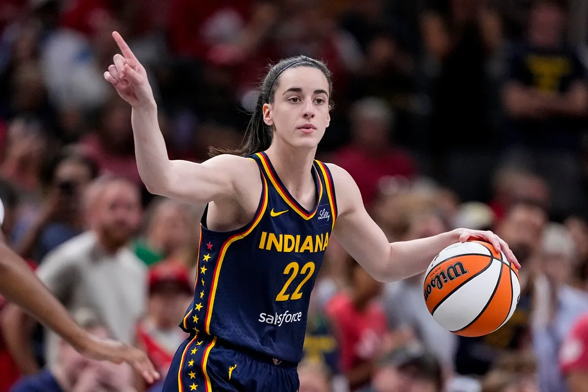 Caitlin Clark felt "very scared" and had to change her appearance in public  to stay safe from her stalker | Marca
