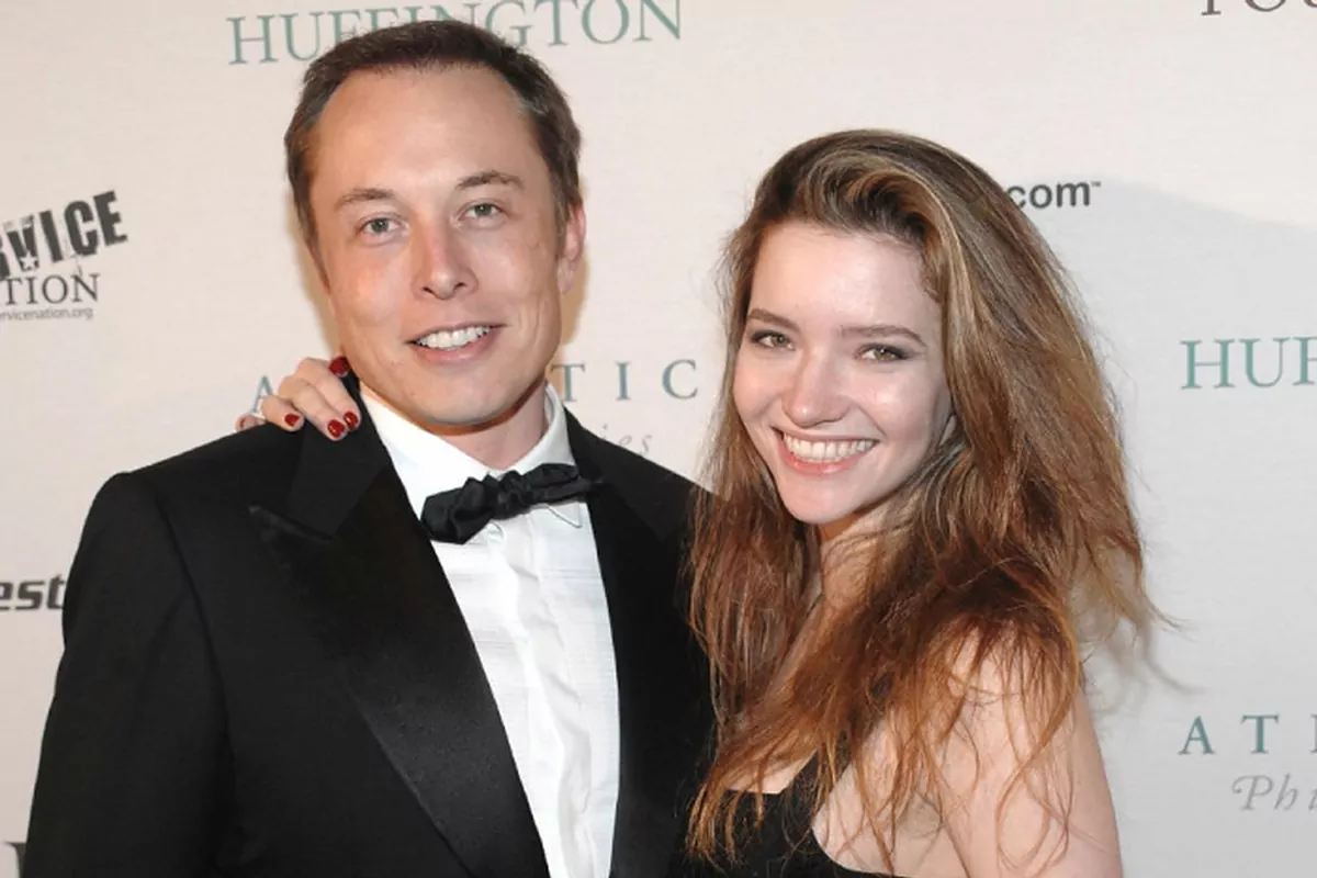 Elon Musk's ex-wife denies he held their son in his arms when he died |  Marca