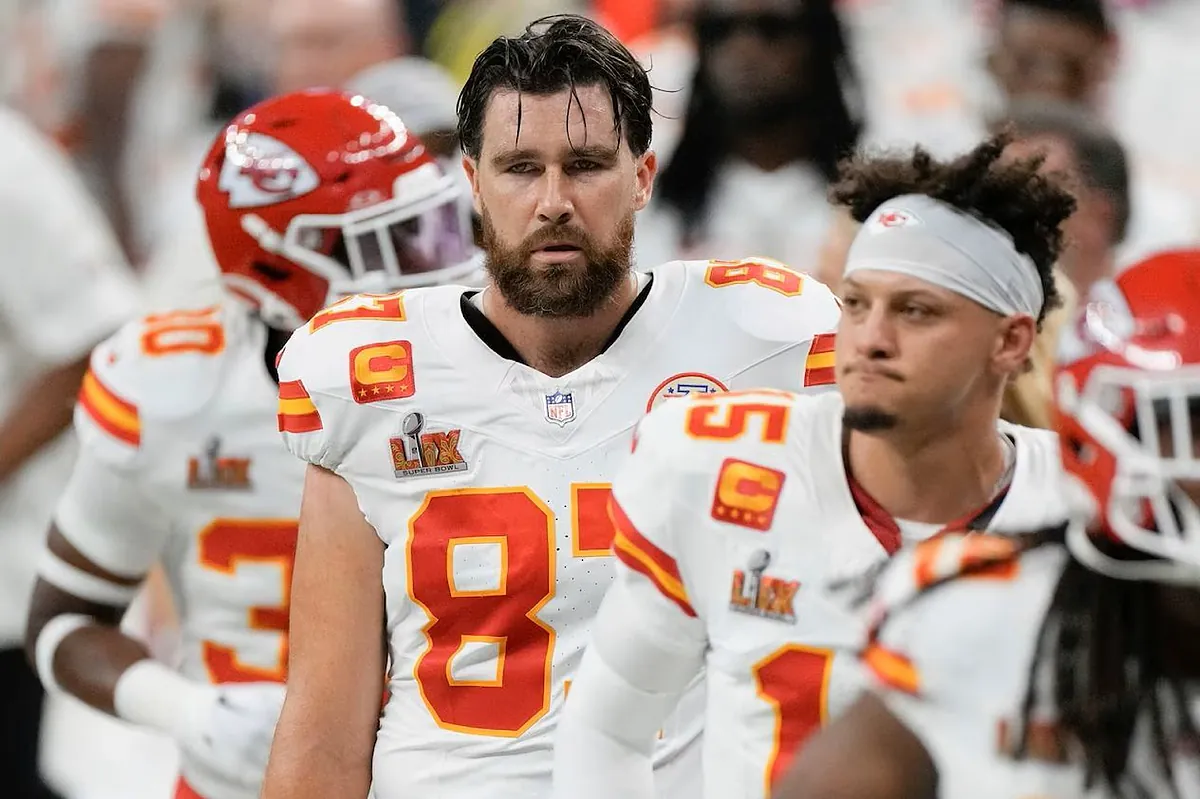 Patrick Mahomes and Travis Kelce snubbed from NFL elite list while three Chiefs teammates make the top 10 | Marca