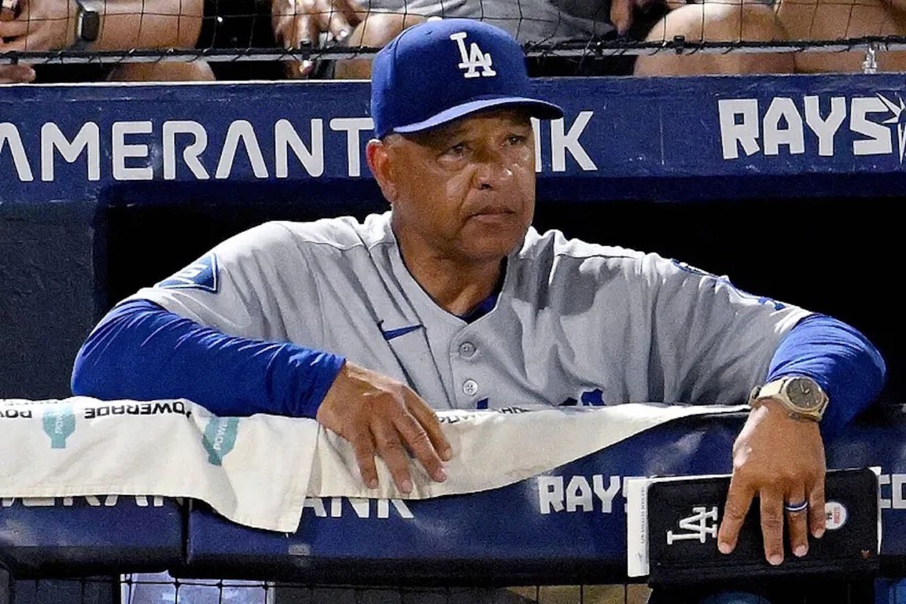 Dave Roberts receives bad news that only complicates the Dodgers'...