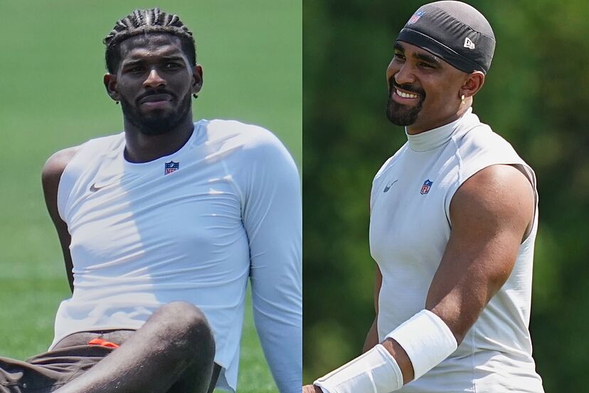 Jalen Hurts offered guidance to Shedeur Sanders after the rookie got hurt  during competitive Eagles and Browns joint practice | Marca
