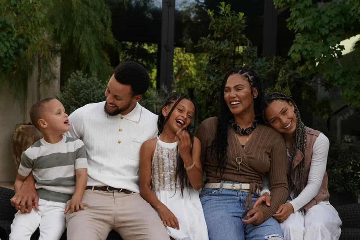 Steph Curry's mother reveals her son's secret to overcoming NBA losses:  'It's all about family' | Marca