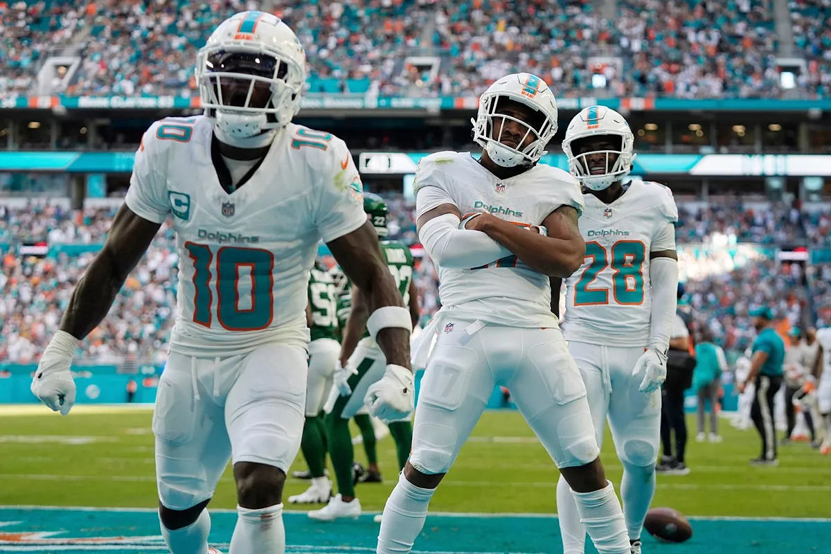 Tyreek Hill finally apologizes to Mike McDaniel and leaves Miami Dolphins fans with many questions – Marca.com