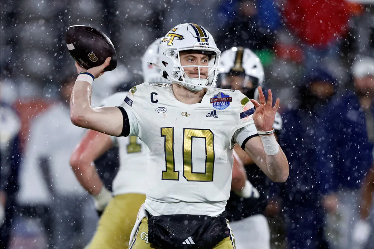 Haynes King speaks ahead of showdown with Deion Sanders' Colorado Buffaloes