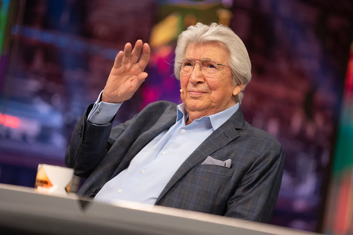 Manuel Alejandro: Esencias y Recuerdos de un Maestro de la Canción Manuel Alejandro: Esencias y Recuerdos de un Maestro de la Canción