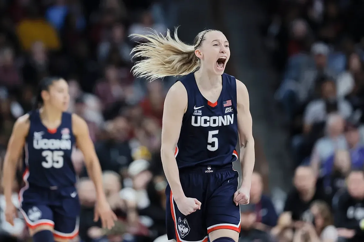 Paige Bueckers Shines in UConn’s Victory Over Oklahoma, Setting New NCAA Tournament Record
