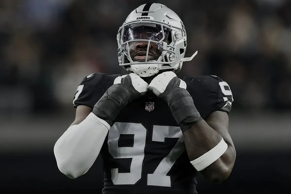 Mahomes & Chiefs power up: Andy Reid grabs Raiders' defensive ace | Marca