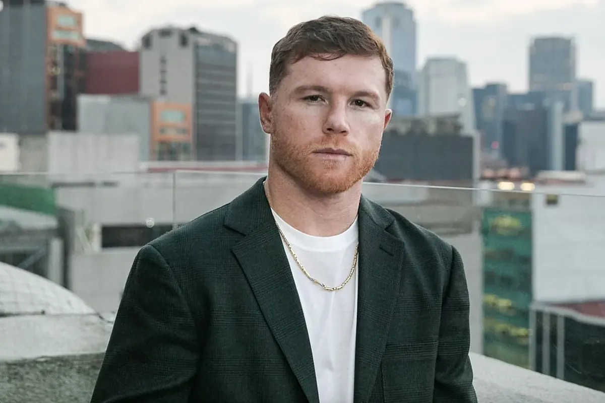 Canelo Alvarez says his fight against Terence Crawford will be bigger than Floyd Mayweather fight
