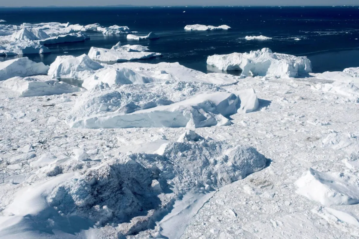 Scientists are shocked: an eruption in a subglacial lake in Greenland changes the perception we had of melting ice