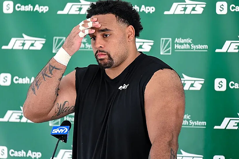 Jets fans claim they are cursed after devastating Alijah Vera-Tucker injury  news | Marca