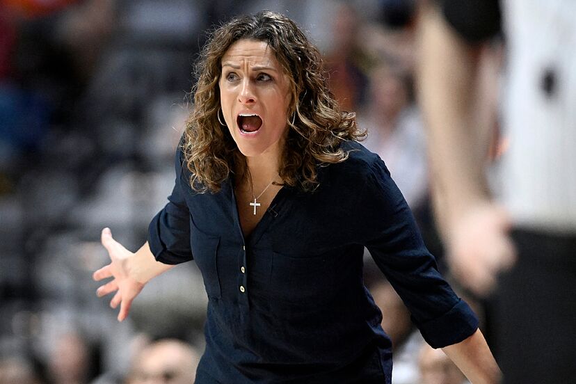 Fan outrage grows as Stephanie White faces mounting pressure in Indiana |  Marca