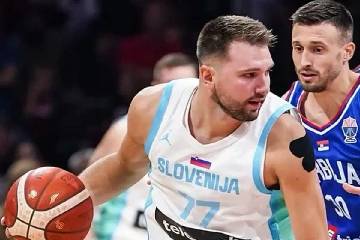 Luka Doncic gets upset at teammate during a Slovenia game in EuroBasket