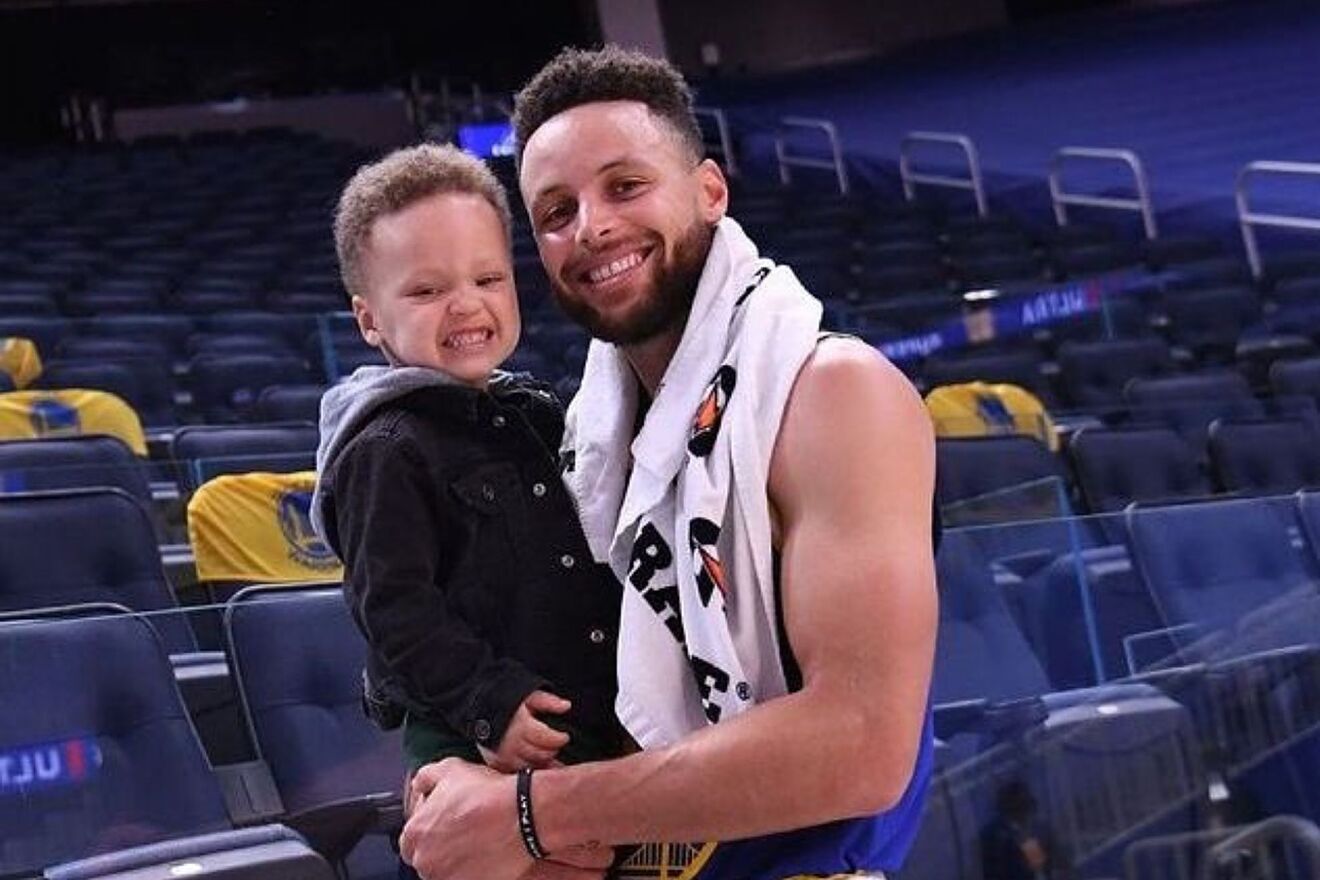 Stephen Curry watches proudly as Canon schools older players