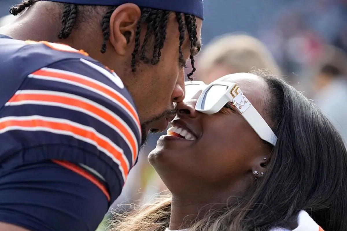 Jonathan Owens swoons over Simone Biles' bikini photos as Bears star reflects on vacation in Belize
