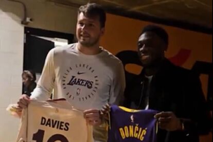 Luka Doncics Playful Pitch to Alphonso Davies for Real Madrid Move
