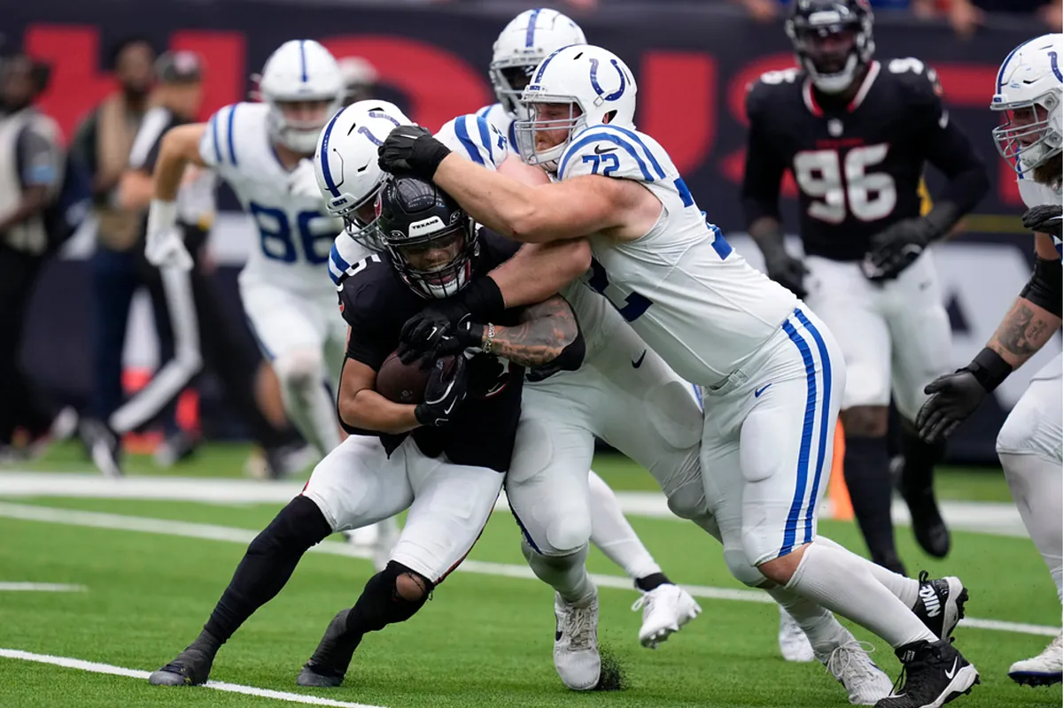 Indianapolis Colts lineman reveals 48-day mental health stay