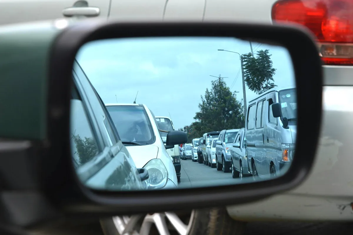 La DGT pide que renunciemos a conducir mientras dure el apagón