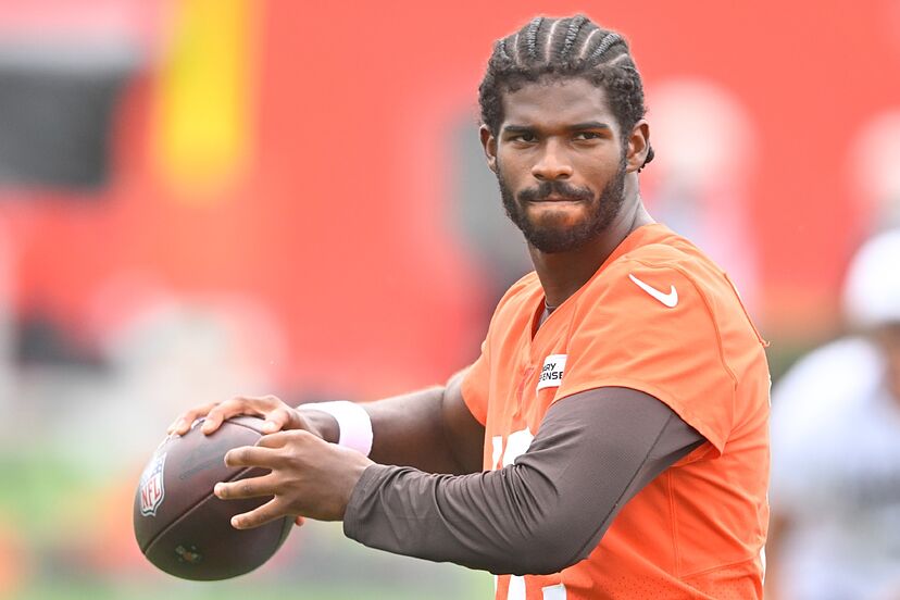 Former NBA star suggests Cowboys owner Jerry Jones could be key to Shedeur  Sanders' NFL success | Marca