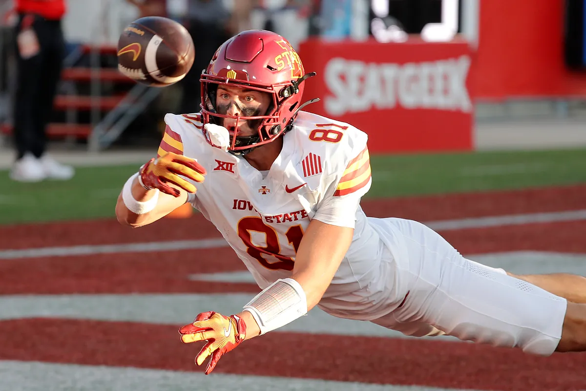 Brett Eskildsen pulls off epic Conor McGregor TD celebration for Iowa State in Ireland