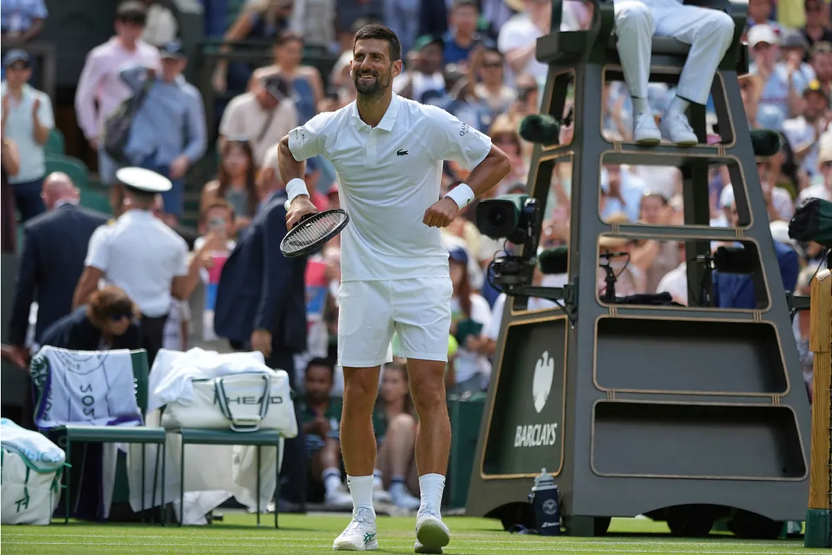The story behind Djokovic's new Wimbledon celebration - Marca | Erudite  News | Smarter news for you