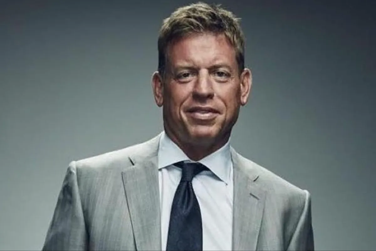 Troy Aikman reveals why he's not interested in befriending royal neighbors Prince Harry and Meghan Markle