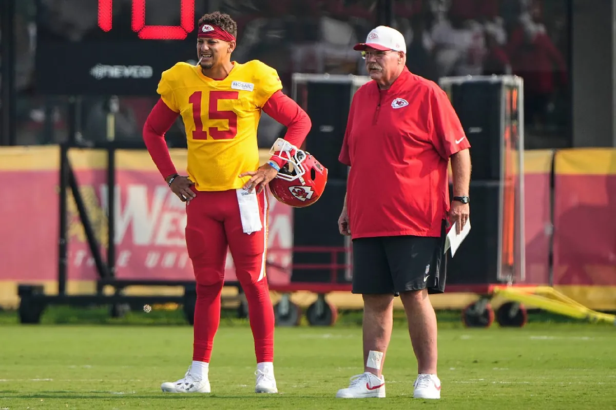 Patrick Mahomes now has his new receiver, and once again, the Kansas City Chiefs are the threat of the AFC