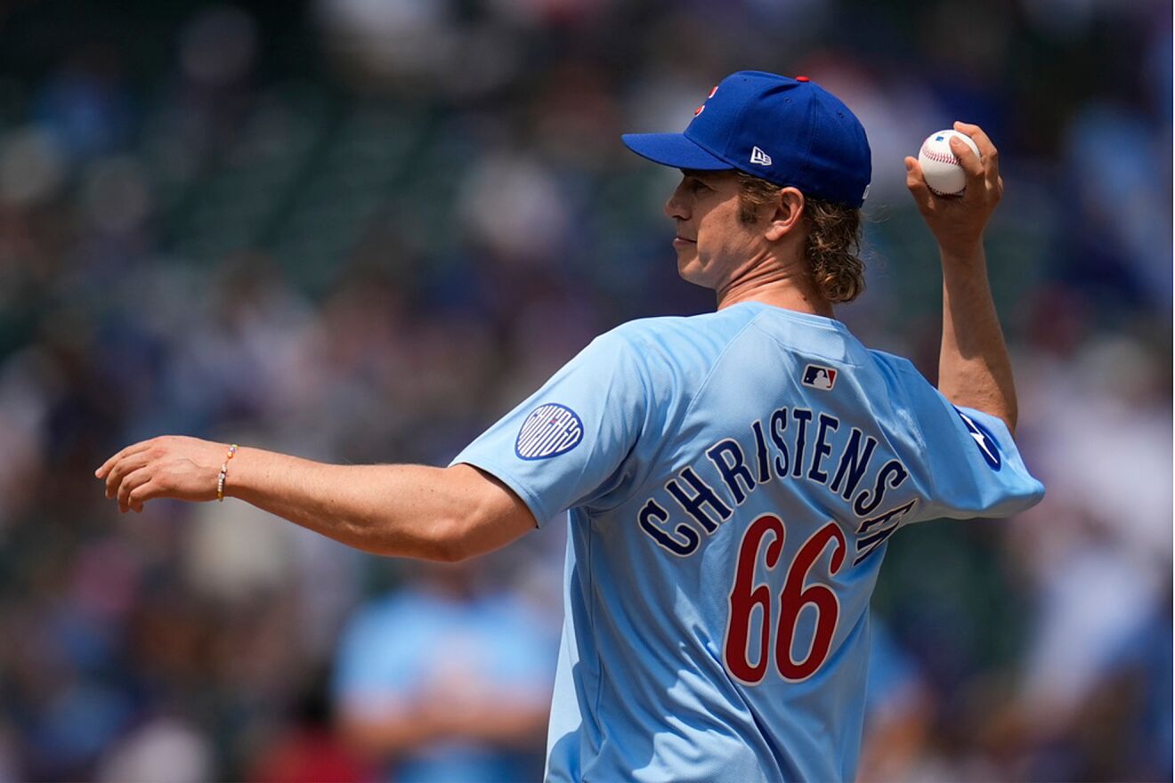 Star Wars star Hayden Christensen shares playful moment with daughter...