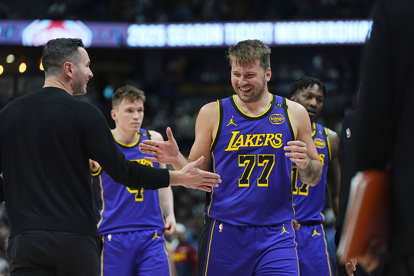 JJ Redick and Luka Doncic of the Los Angeles Lakers