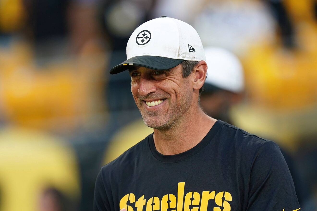 Aaron Rodgers has already sparked discussions among the Pittsburgh Steelers quarterbacks
