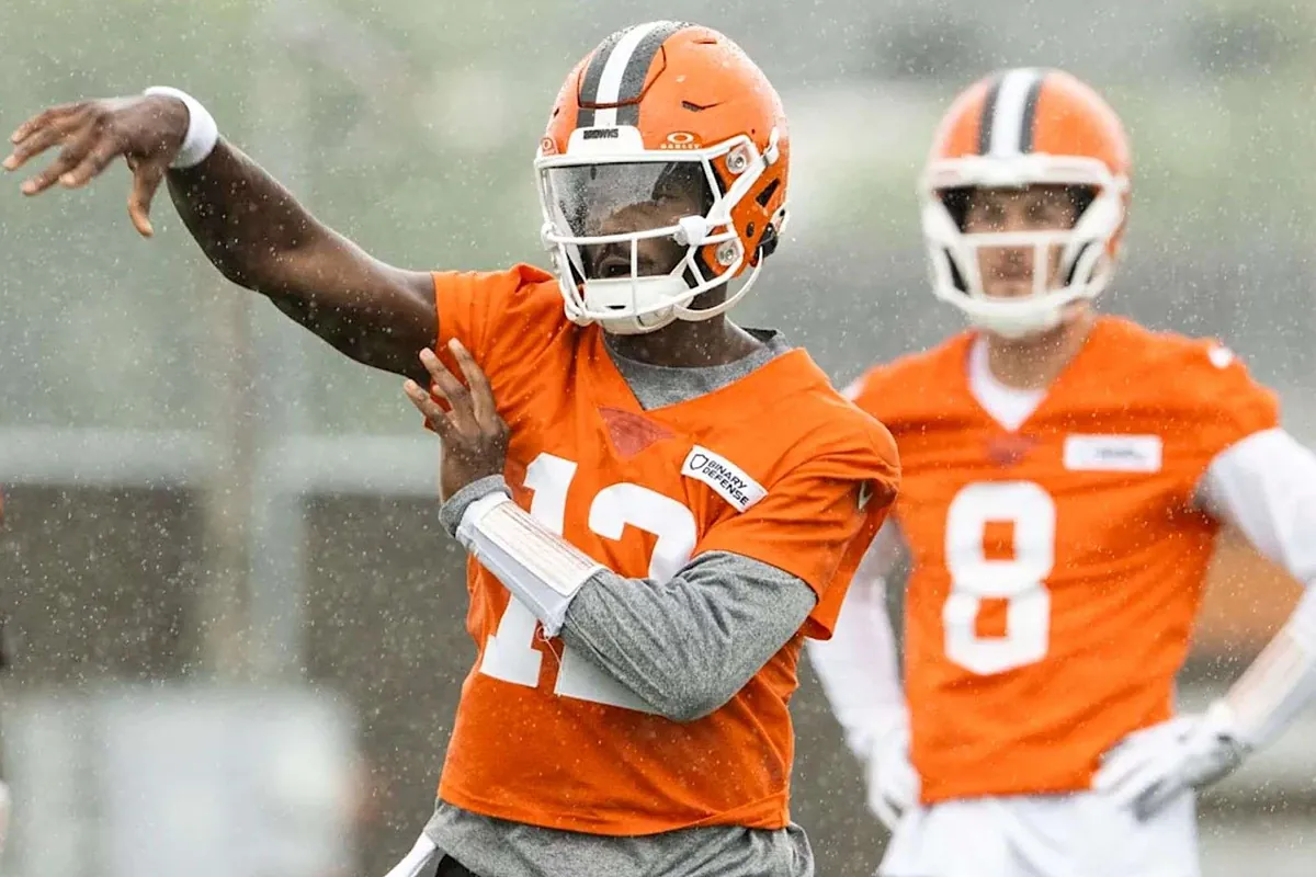 Shedeur Sanders forgets quarterback drama with the Browns and returns to drills