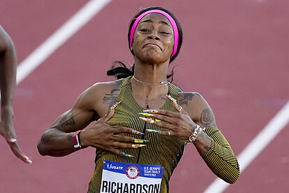 NIKE★スプリント選手Sha'Carri Richardsonプリント\"So Win\"半袖 Sha'Carri Richardson remains true to herself