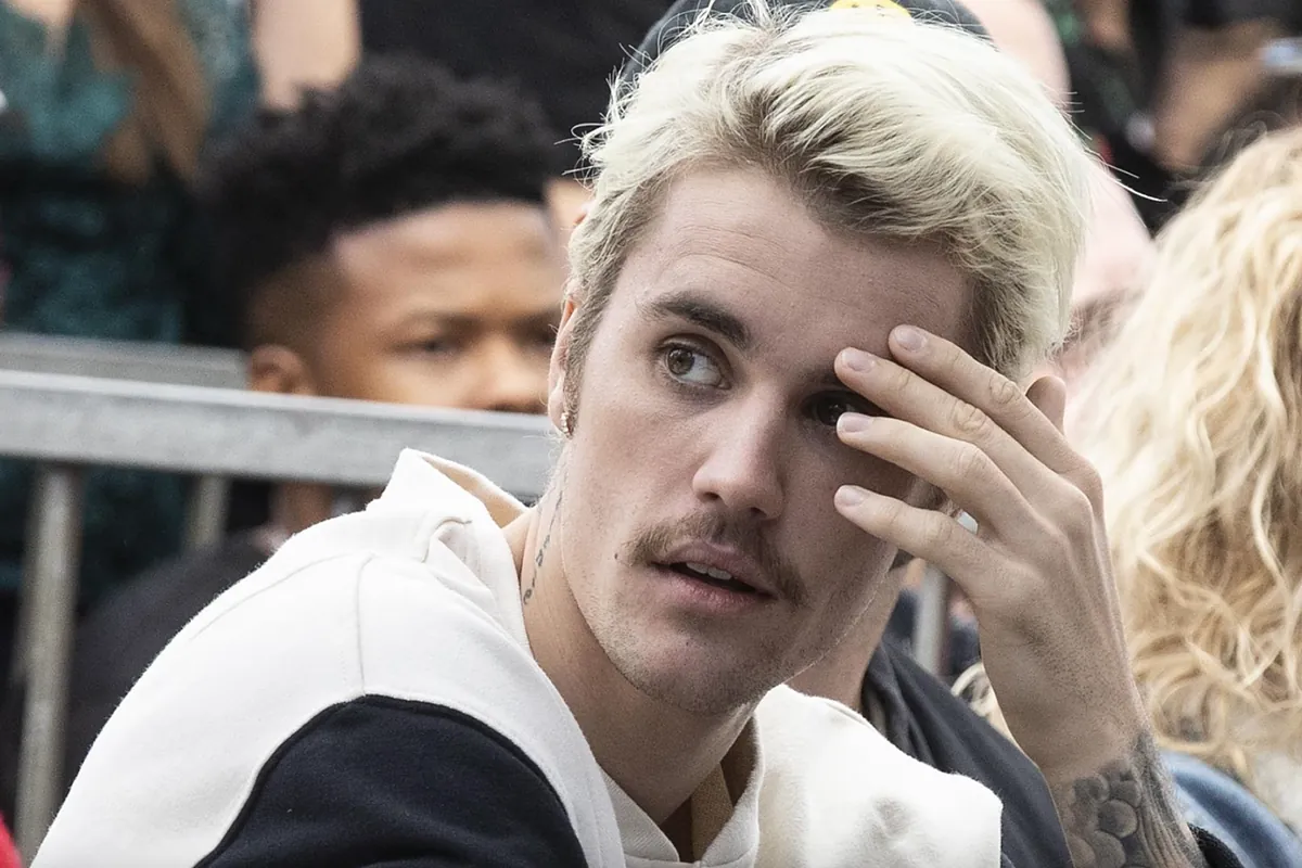 New Justin Bieber photos raise fresh concerns: Singer urged by 'Beliebers' to seek help